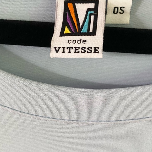 Gorgeous ice-blue over size tunic top. - Picture 4 of 4